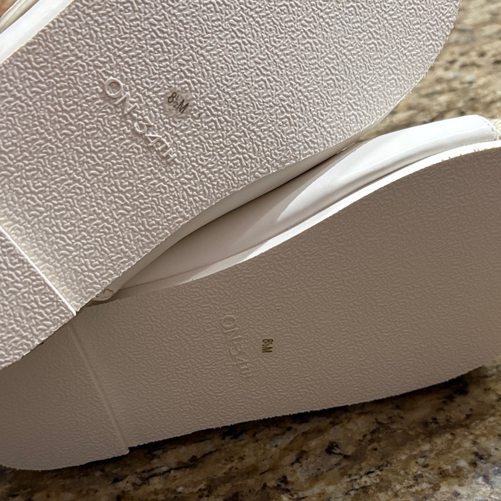ON-34™ Women's White Buckle Sandals - Picture 7 of 7